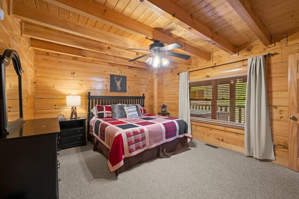 2-Bedroom Cabin With 2 Master Suites, Loft, Half-Bath And Hot Tub In A Serene Resort Setting Sevierville Exterior photo