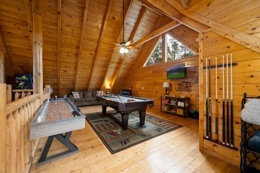 2-Bedroom Cabin With 2 Master Suites, Loft, Half-Bath And Hot Tub In A Serene Resort Setting Sevierville Exterior photo